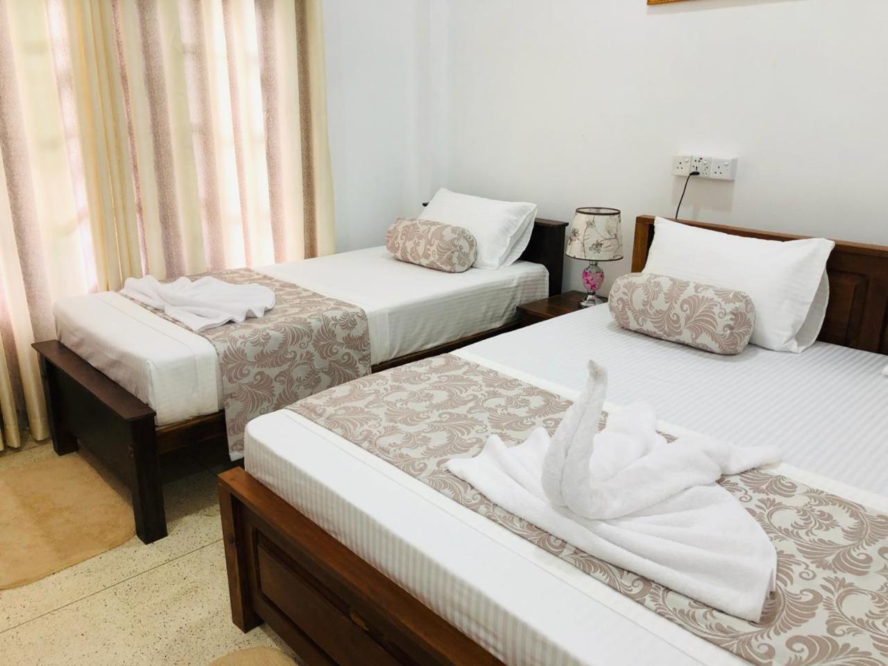 Mindana Residence Anuradhapura Eksteriør billede