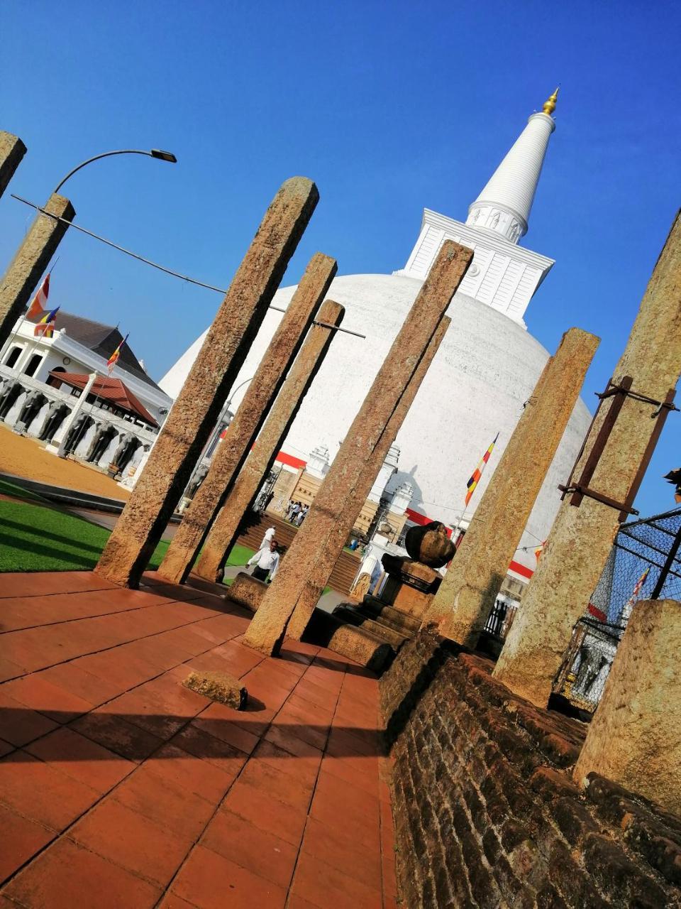 Mindana Residence Anuradhapura Eksteriør billede